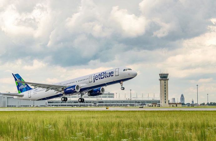 JetBlue vê atrasos para os A321neos e adia as entregas do A220