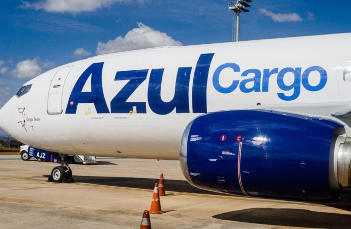 CADE nega petição de Avianca e Latam e aprova aliança Azul-Correios