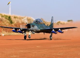 Embraer e Sierra Nevada Corporation recebem encomenda de 12 aeronaves A-29 Super Tucano para a Força Aérea da Nigéria