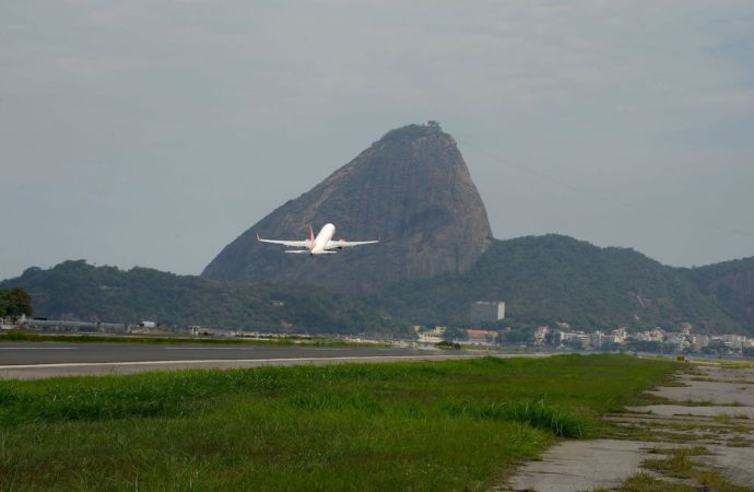 Santos Dumont(SBRJ) terá pista principal reformada entre agosto e setembro