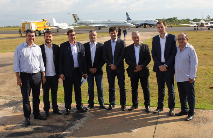 Secretário Nacional de Aviação Civil do Min.Infraestrutura, Ronei Glanzmann anuncia investimentos no MS durante entrega de obra no Aeroporto de Bonito(SBDB).