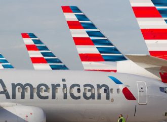 Pilotos da American Airlines na Filadélfia pedem a remoção do CEO