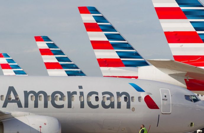 Pilotos da American Airlines na Filadélfia pedem a remoção do CEO