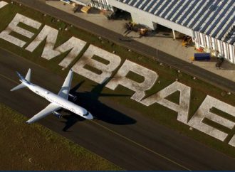 Embraer lamenta atraso da UE em aprovar acordo com a Boeing