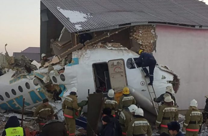 Animação revela sequência do acidente com Bek Air Fokker 100