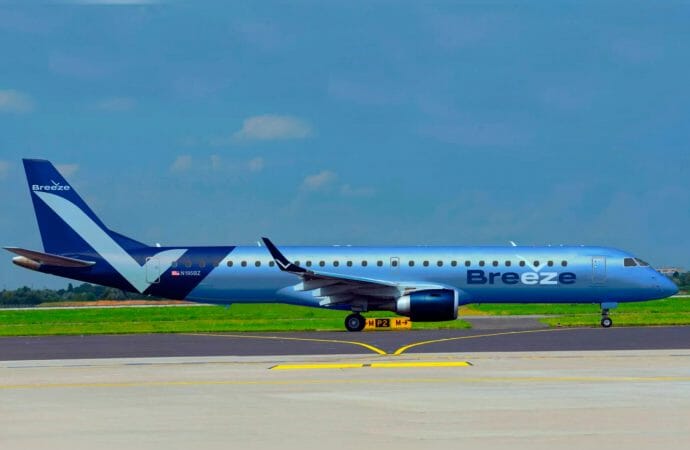 Fundador da JetBlue lança nova companhia aérea: Breeze Airways