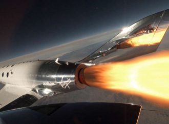 Virgin Galactic oferece pré-reserva de voo espacial por US $ 1.000