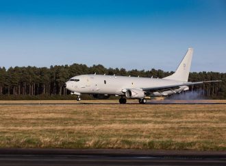 Primeiro RAF P-8A Poseidon pousa na Escócia