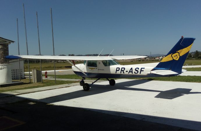 Missão humanitária da aviação baseada no Aeroclube de Santa Catarina(SSKT)