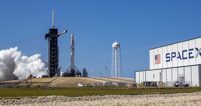 SpaceX anuncia vaga em São Paulo