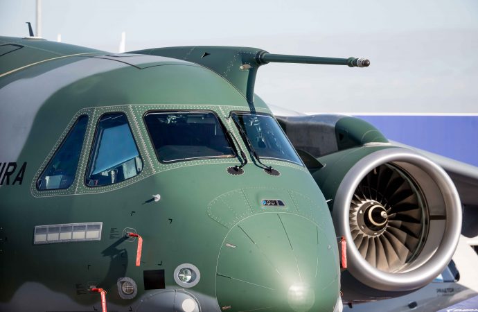 C-390 Millennium recebe o Grand Laureate de Defesa concedido pela Aviation Week