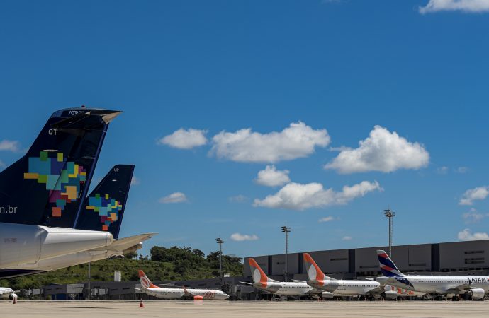 Cerca de 600 mil passageiros devem passar pelo Aeroporto Internacional de Belo Horizonte em julho