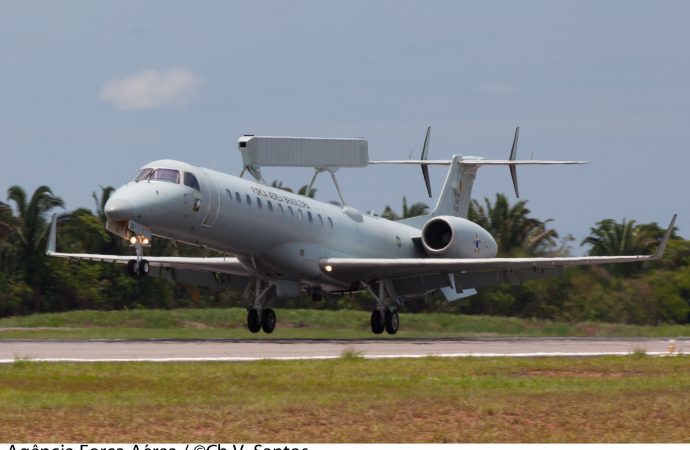 R-99 utiliza sensor modernizado em Operação no norte do País