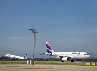 Aeroporto Int. de Confins (SBCF) espera fechar o ano com fluxo de 7 milhões de pessoas.