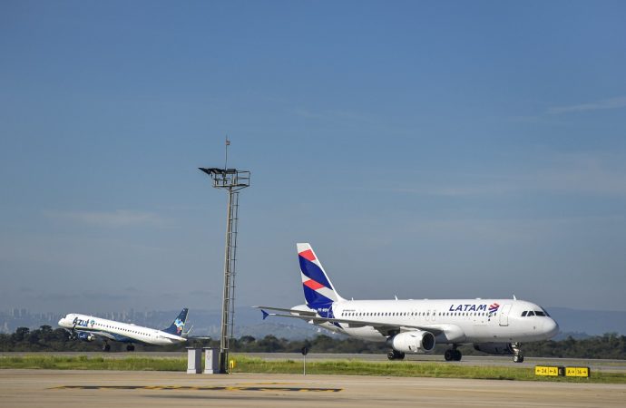 Aeroporto Int. de Confins (SBCF) espera fechar o ano com fluxo de 7 milhões de pessoas.