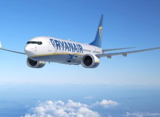 Hungria e Grécia usam jatos para interceptar voo da Ryanair devido a ameaça de bomba