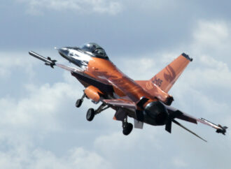 Holanda está aberta a fornecer caças F-16 para a Ucrânia, se solicitado