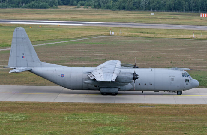 O primeiro uso de combustível de aviação sustentável pela RAF em aeronaves Typhoon e Hercules