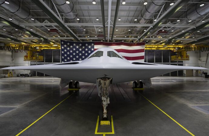 Northrop Grumman espera contrato B-21 em 2023