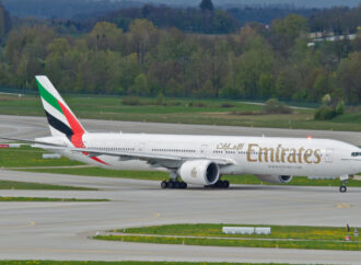 Emirates opera voo de demonstração com combustível de aviação 100% sustentável