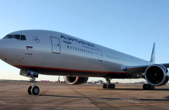 Aeroflot compra 10 Boeing 777 encalhados de arrendador irlandês