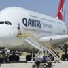 Emergência médica crítica obriga Qantas A380 a desviar para a Grécia