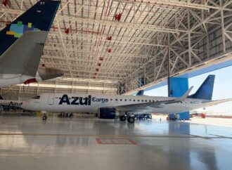 Pioneira no mundo, frota Embraer Classe F da Azul Cargo Express completa um ano de operação