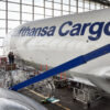 Primeiro Boeing 777 cargueiro  modificado com AeroSHARK da Lufthansa entra em serviço regular