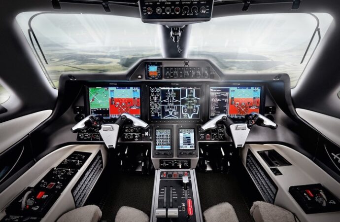 Phenom 300 da Embraer se torna o jato leve mais vendido do mundo pelo 11º ano consecutivo