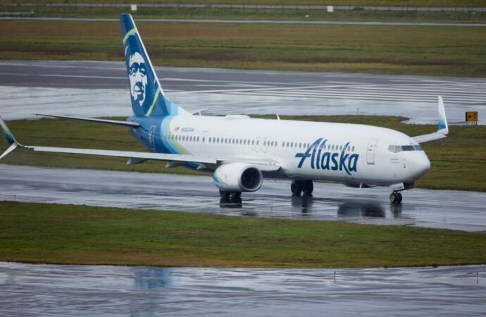 Despressurização de Boeing 737 Max 9 leva a  Alerta de Emergência