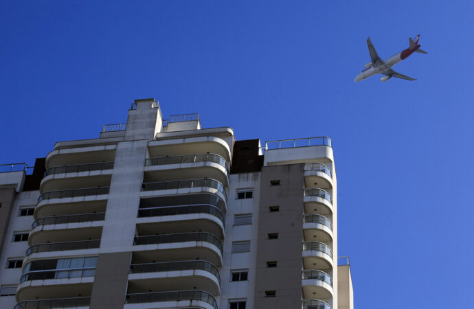 Plano Básico de Zona de Proteção de Aeródromo garante a segurança do espaço aéreo nas proximidades dos aeroportos. Por DECEA