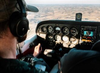 Edital seleciona fornecedores para oferta de curso de formação de pilotos na Ufersa