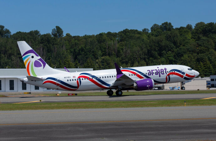 Companhia aérea Arajet recebe 10ª aeronave Boeing 737 MAX com foco em expansão rotas internacionais