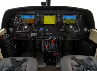 A cabine de comando do Cessna Caravan apresentará avanços no cockpit, aprimorando a experiência de voo dos pilotos