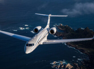 Desempenho e luxo: uma análise completa do Gulfstream G550