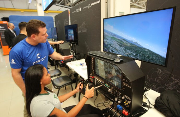 Boeing traz ao Brasil Experiência Aeronáutica Imersiva para alunos do Ensino Médio